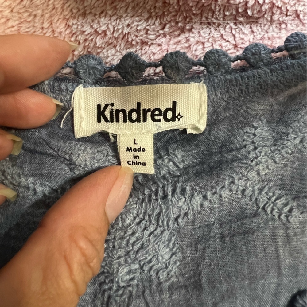 #177 Kindred denim blue top - Picture 4 of 7